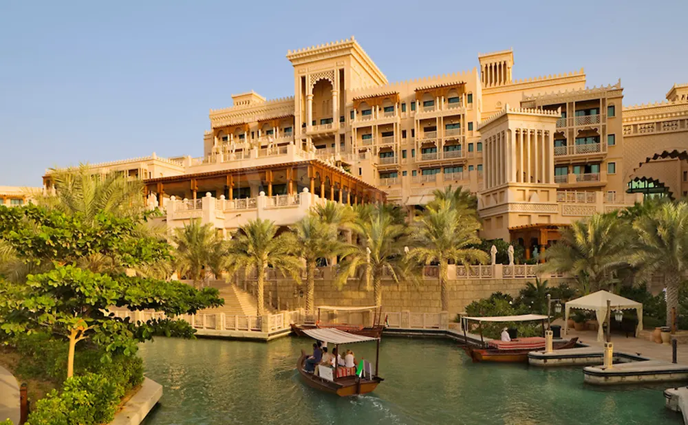 Отель Jumeirah al Qasr